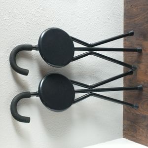 Walking cane with seat